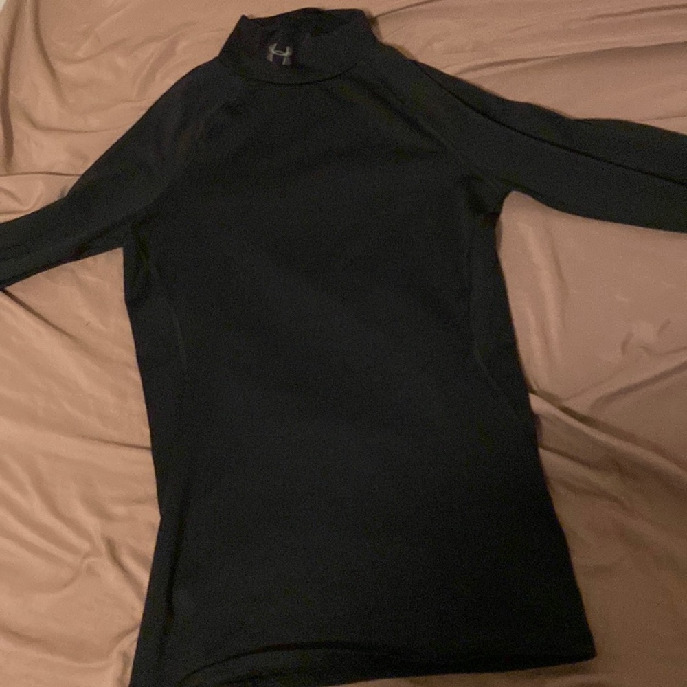 under armour turtle neck